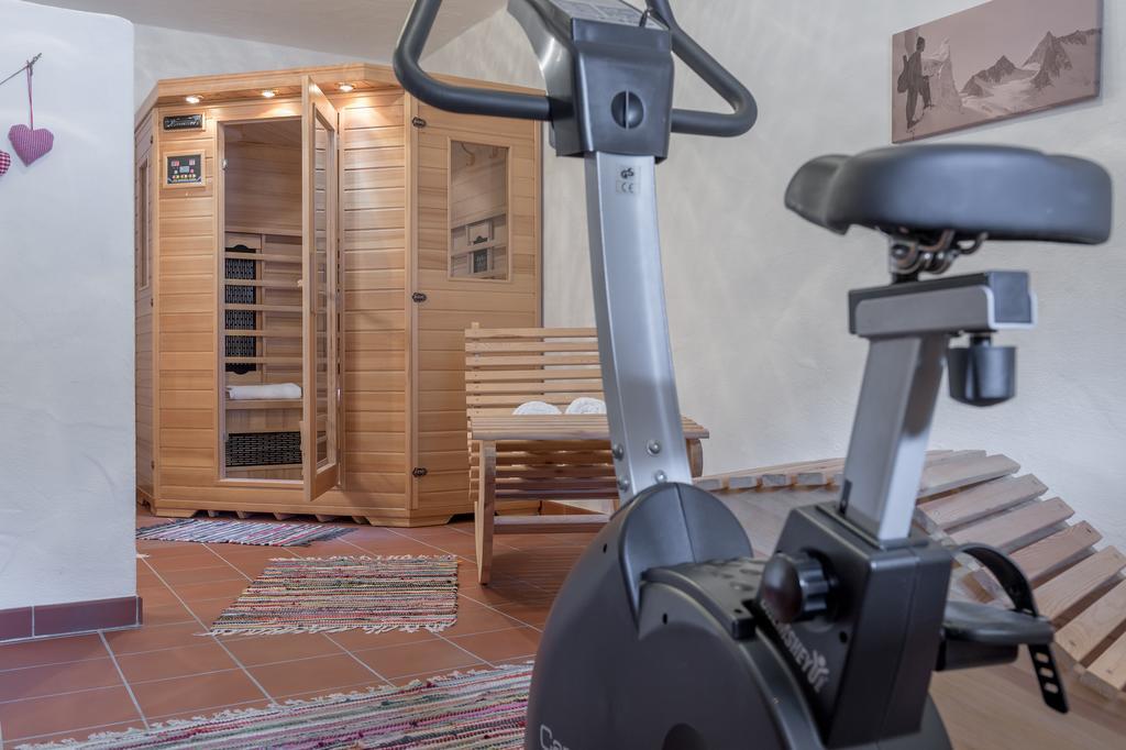 Oetztal Chalet ザウテンス エクステリア 写真