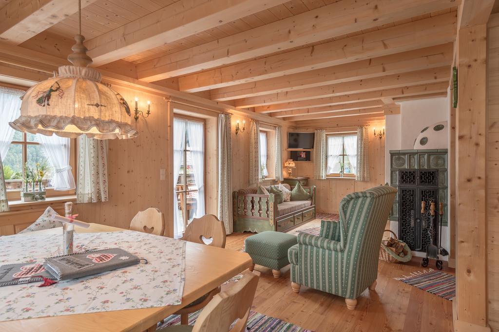 Oetztal Chalet ザウテンス エクステリア 写真