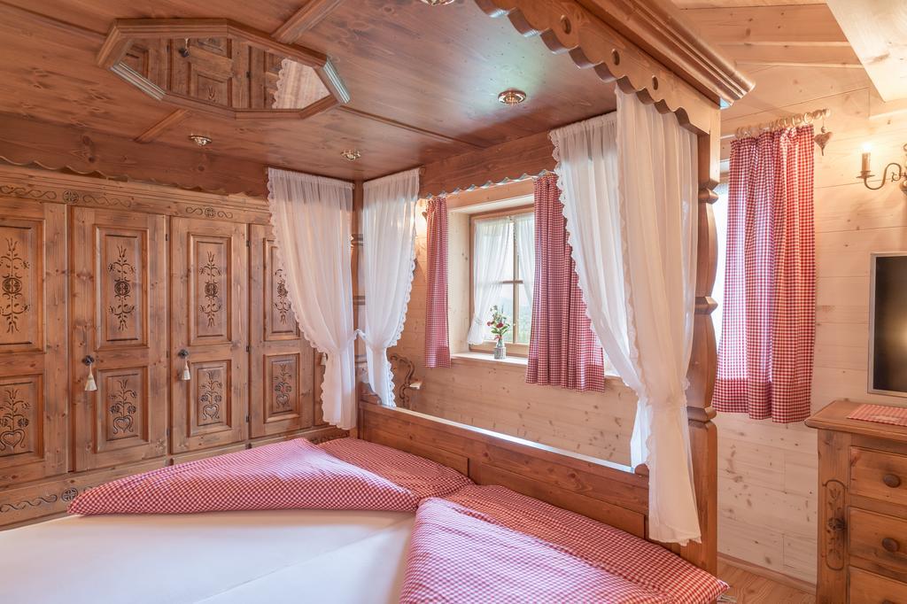 Oetztal Chalet ザウテンス 部屋 写真